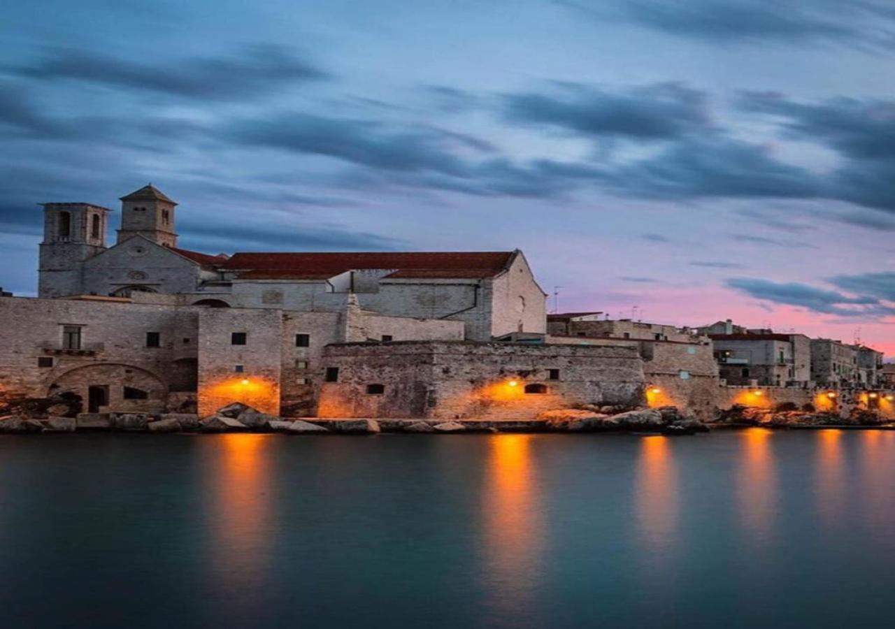 Suite Da Nonno Luigi 100 Metri Dal Mare Giovinazzo Bagian luar foto